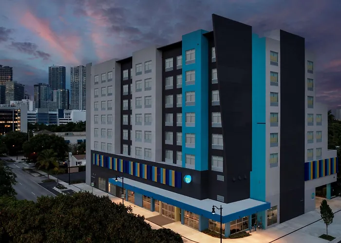Tru By Hilton Miami West Brickell